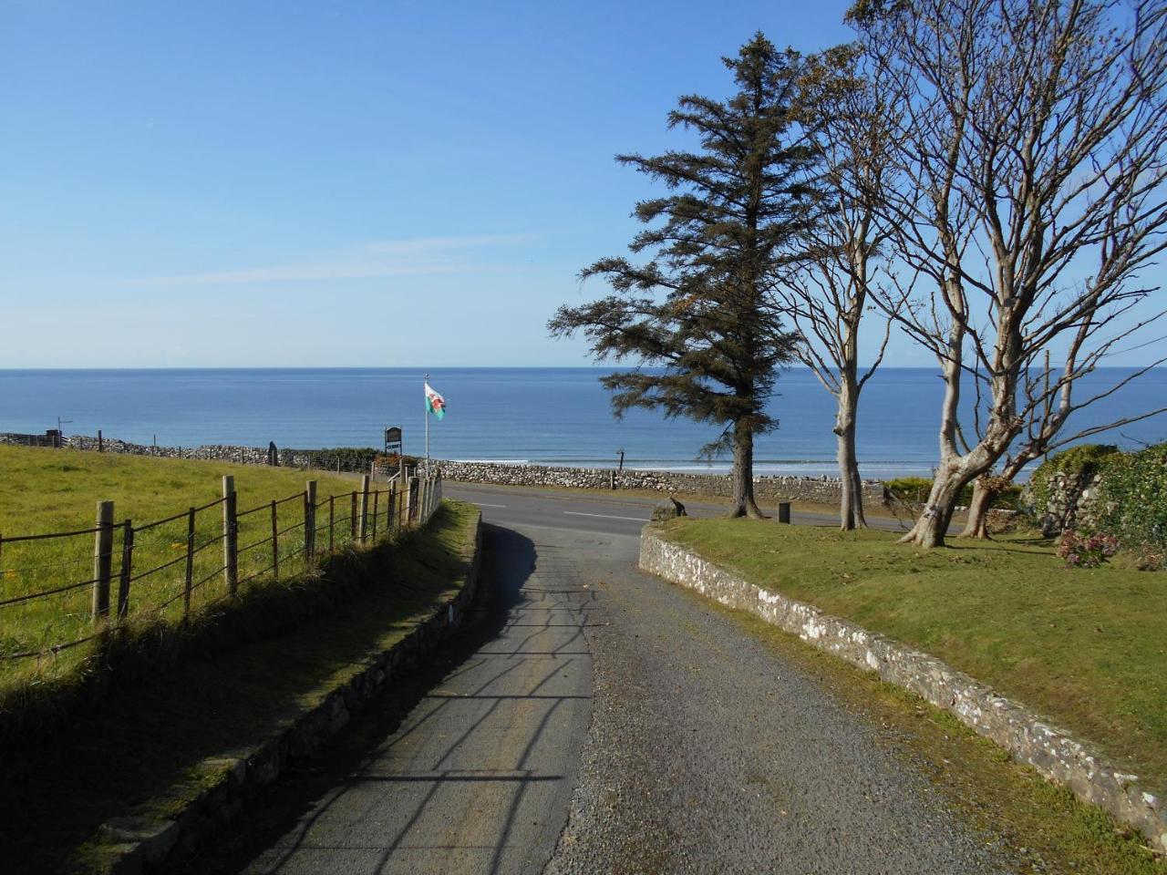 Hendre Clochydd Hall Llanaber Exterior foto